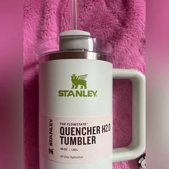 Stanley Quencher H2.0 Tumbler DIVI COLLAB BUNDLE - Picture 2 of 7
